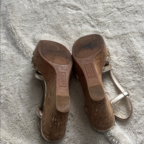 36 Lauren Ralph Lauren Gold Wedge Sandals Size 7 | Metallic Glam | Cork Platform - Picture 6 of 7